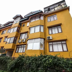 https://dusk-n-dawn.shimlahotels.net